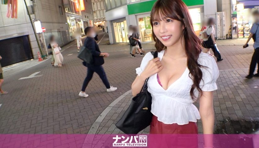マジ軟派、初撮。 1688 浮気調査のインタビューのテイでナンパ！スタイル抜群めちゃかわ女子を発見！浮気されたことがあるという彼女に寄り添い迫ると、自らキスを受け入れて…